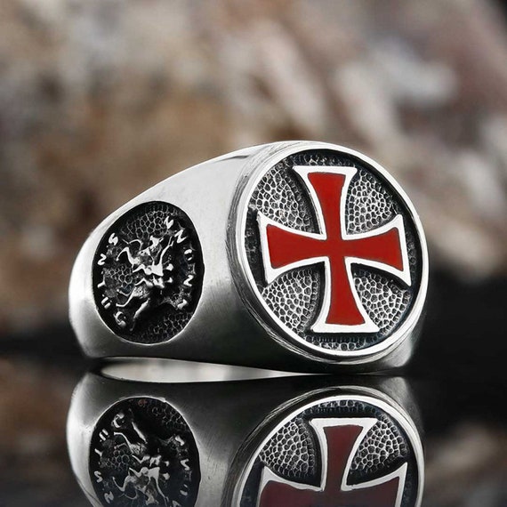 Templar ring design